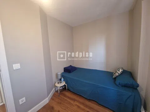 Flat in calle Gandhi - Photo 16