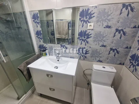 Flat in calle Gandhi - Photo 6