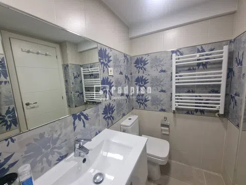 Flat in calle Gandhi - Photo 7