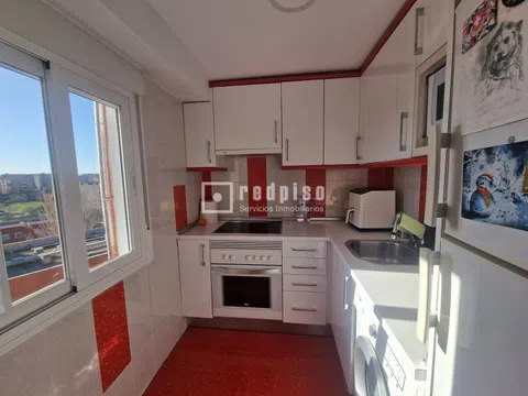 Flat in calle Gandhi - Photo 8