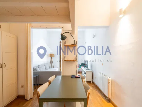 Flat in calle de la Madera - Photo 13