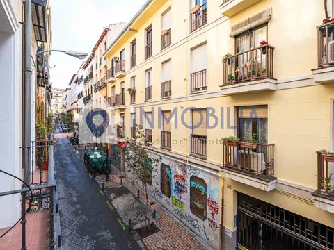 Flat in calle de la Madera - Photo 4