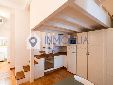 Flat in calle de la Madera - Photo 10