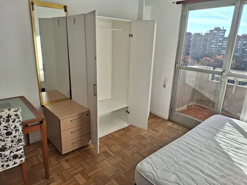 Flat in calle Chaparral - Photo 9