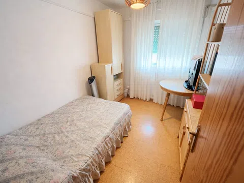 Flat in calle de Seseña - Photo 15