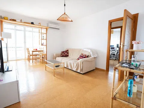 Flat in calle de Seseña - Photo 4