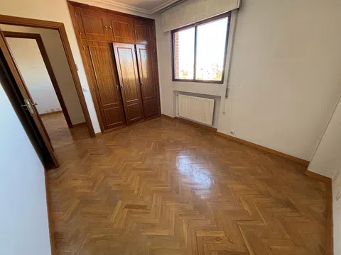 Flat in calle de Melchor Fernández Almagro - Photo 15