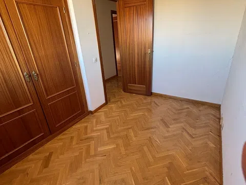 Flat in calle de Melchor Fernández Almagro - Photo 18