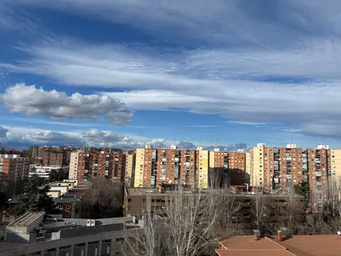 Flat in calle de Melchor Fernández Almagro - Photo 10