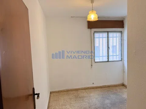 Flat in calle de Mariano Serrano - Photo 13