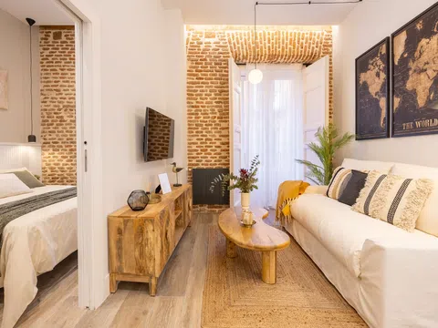 Flat in calle Escorial - Photo 3