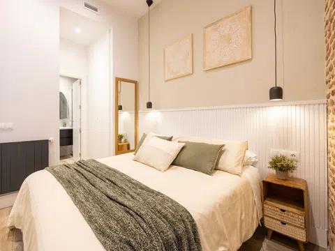 Flat in calle Escorial - Photo 10