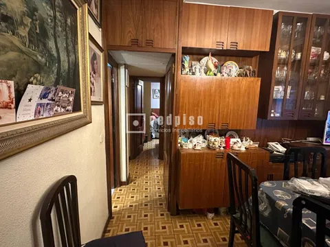 Flat - Photo 1