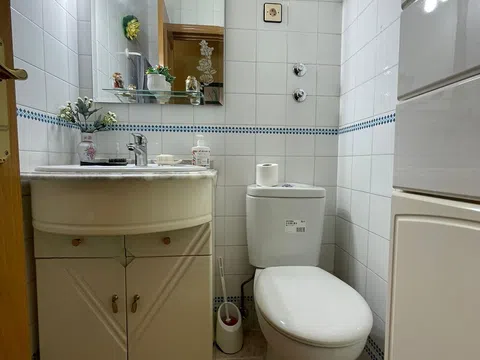 Flat in calle Adora - Photo 11