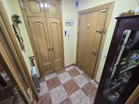 Flat in calle Adora - Photo 6