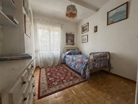 Flat in avenida de Ramón y Cajal - Photo 12