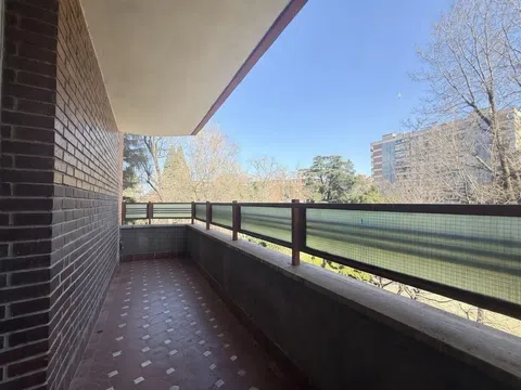 Flat in avenida de Ramón y Cajal - Photo 5