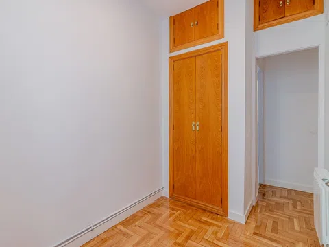 Flat in calle de Antonio López - Photo 12