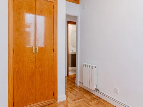 Flat in calle de Antonio López - Photo 8