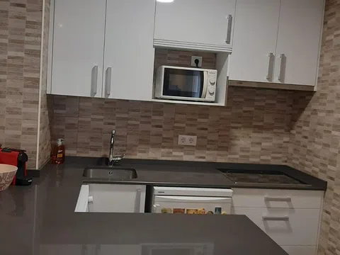 Flat in calle de Vinaroz - Photo 13