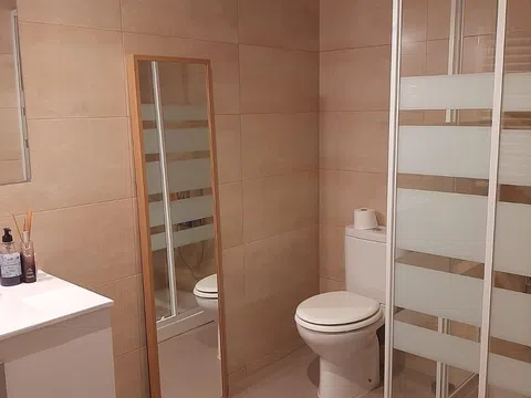 Flat in calle de Vinaroz - Photo 20