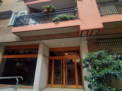 Flat in calle de Vinaroz - Photo 6
