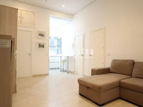 Flat in calle de Monteleón - Photo 4