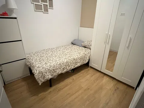 Flat in calle de Álvarez Abellán, 1 - Photo 4
