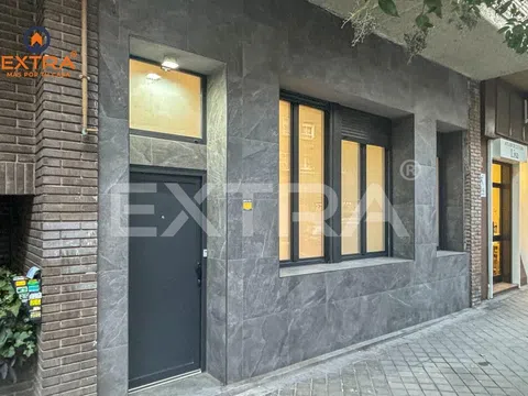 Flat in calle de Nieremberg - Photo 3