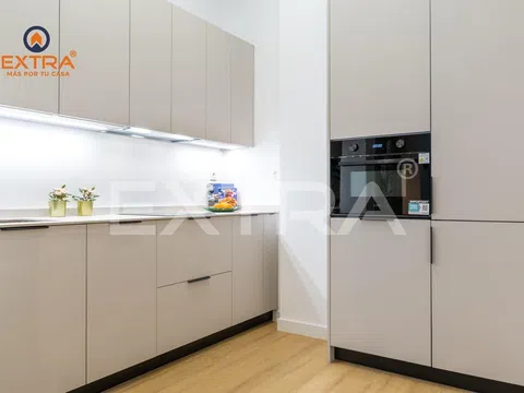 Flat in calle de Nieremberg - Photo 4