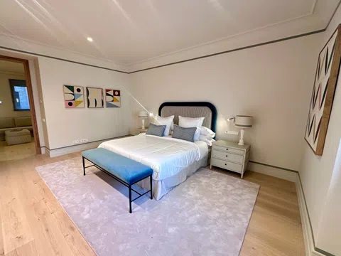 Flat in calle de José Ortega y Gasset - Photo 9
