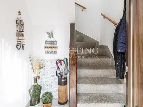 Detached house in calle de Benita Ávila - Photo 4