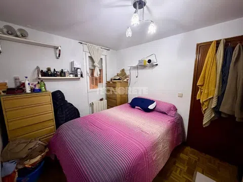 Flat in calle de Azcoitia - Photo 6