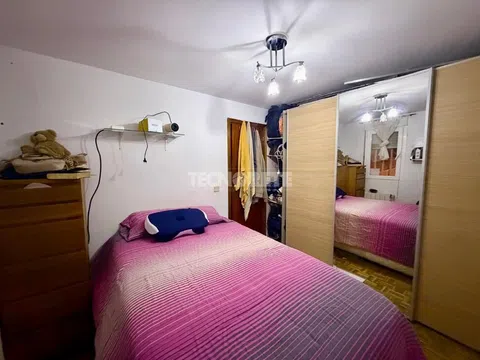 Flat in calle de Azcoitia - Photo 7