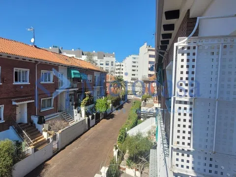 Terraced house in calle de Francisco Luján - Photo 1