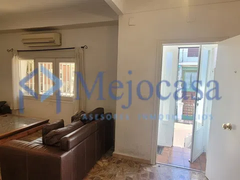 Terraced house in calle de Francisco Luján - Photo 2