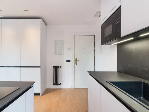 Flat in glorieta de las Pirámides - Photo 9