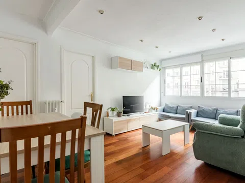 Flat in calle de San Emilio