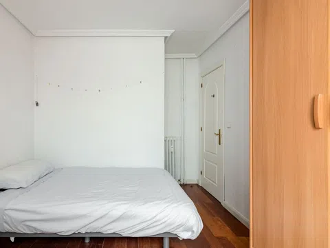 Flat in calle de San Emilio - Photo 11