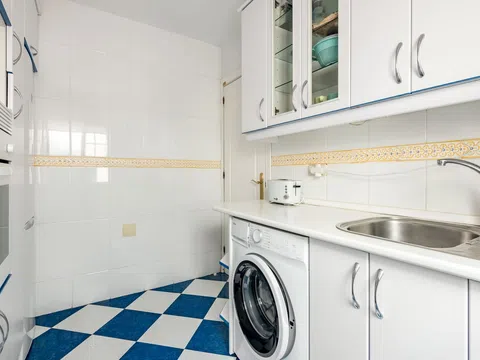 Flat in calle de San Emilio - Photo 15