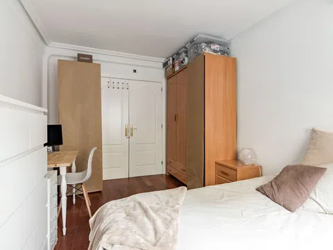 Flat in calle de San Emilio - Photo 9