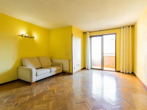 Flat in CL Santiago De Compostela - Photo 2