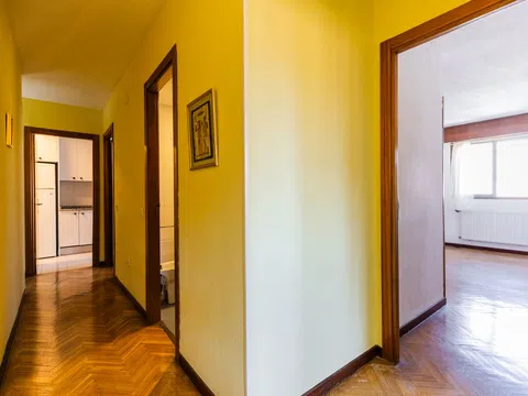 Flat in CL Santiago De Compostela - Photo 11