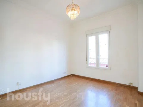 Flat in calle de Joaquín María López - Photo 6
