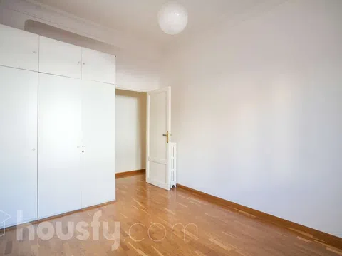 Flat in calle de Joaquín María López - Photo 9