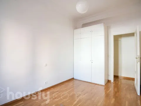 Flat in calle de Joaquín María López - Photo 10