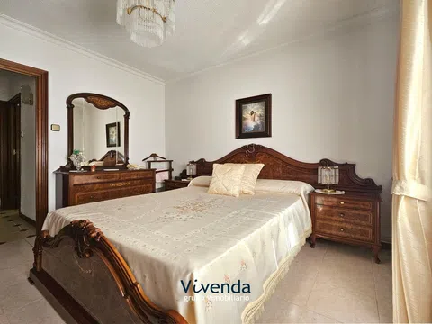 Flat in calle de Nuñomoral - Photo 13