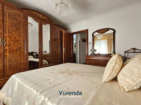 Flat in calle de Nuñomoral - Photo 14