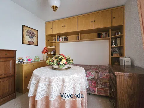 Flat in calle de Nuñomoral - Photo 17