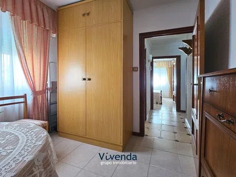 Flat in calle de Nuñomoral - Photo 18